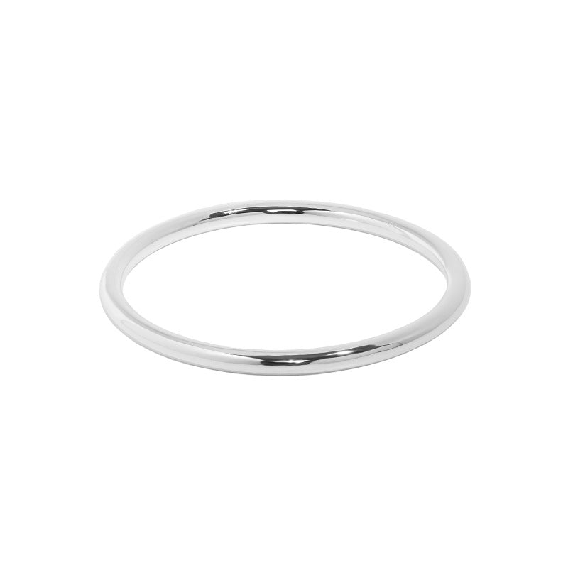 Sophisticated Simplicity: Sleek 4.2mm S990 Solid Silver Bangle