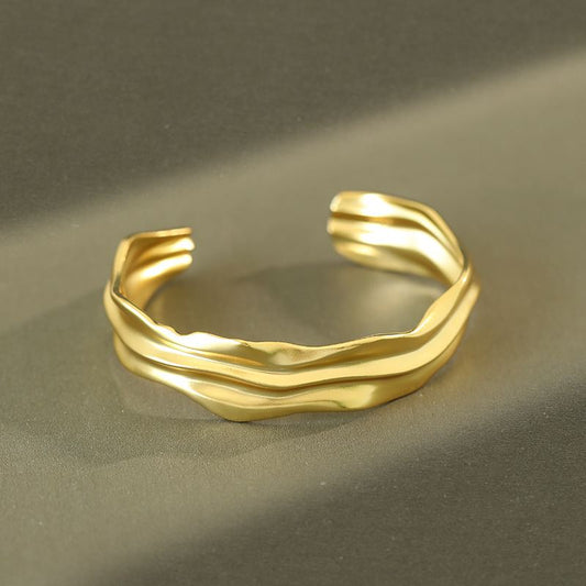 Vermeil Irregular Folds Bangle (18kGold over 925 Silver)